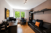Arbeitszimmer mit Blick in den Garten - 