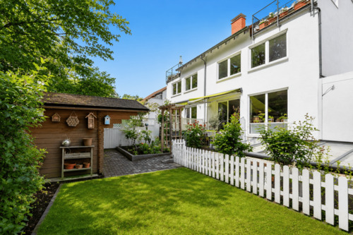 Gartenblick zum Haus - 