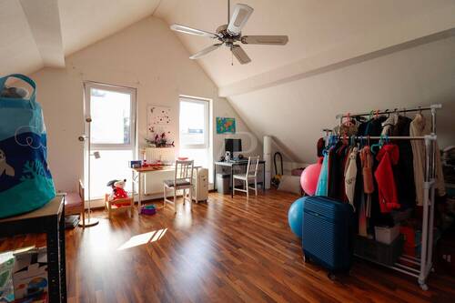Zimmer 1 - 