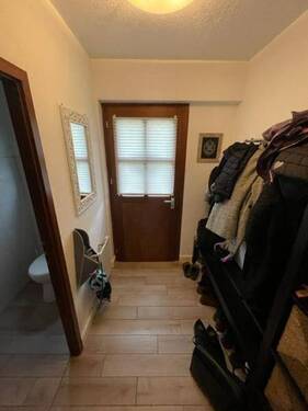 Eingangsflur - 5 Zimmer Reihenmittelhaus zum Kaufen in Berlin