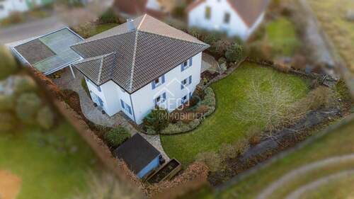 Außenansicht - 7 Zimmer Einfamilienhaus zum Kaufen in Michelfeld