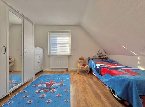 Kinderzimmer im Dachgeschoss - 