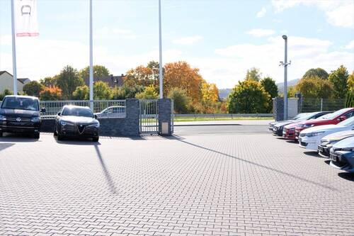 Einfahrt - Grundstück zur Miete in Bebra