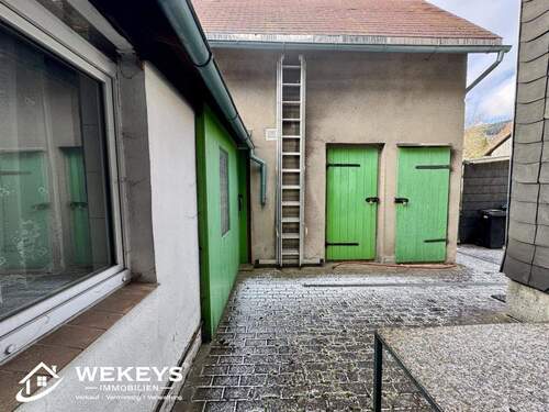 kleiner Innenhof zur Werkstatt - 