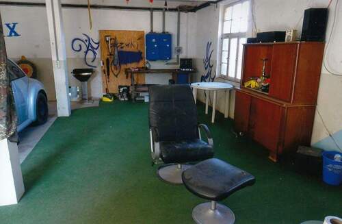 Garage und Freizeitraum - 