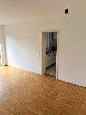 Wohnzimmer zur Küche - 