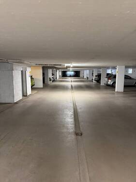 Tiefgarage - 