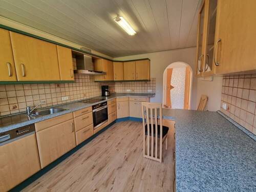 EG - Küche - 6 Zimmer Mehrfamilienhaus, Wohnhaus zum Kaufen in Breuberg / Sandbach