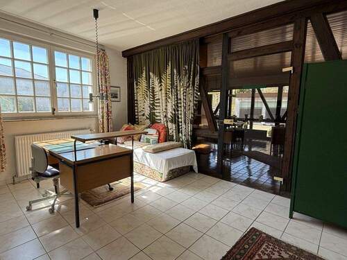 Büro - 8 Zimmer Mehrfamilienhaus, Wohnhaus in Wissen