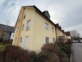 Außenansicht - Etagenwohnung mit 34,00 m² in Pfaffenhofen a d Roth zum Kaufen