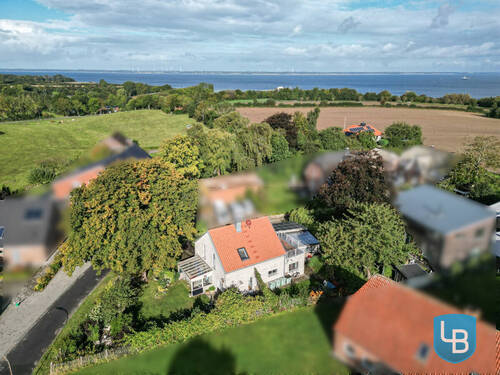 Strandnähe - Einfamilienhaus mit 120,00 m² in Schwedeneck zum Kaufen