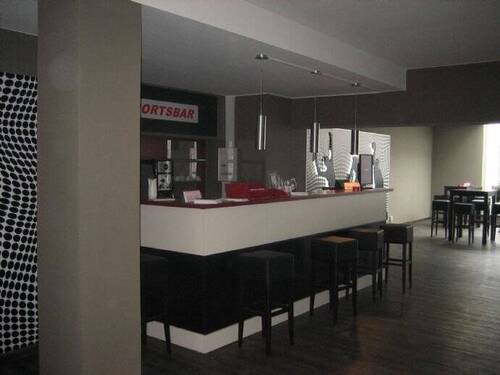 Bild 11 - Top-Gewerbefläche neben Back-Factory in der Langemarckstraße