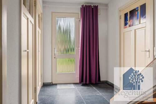 Flur-Diele - 6 Zimmer Einfamilienhaus in Nordhorn