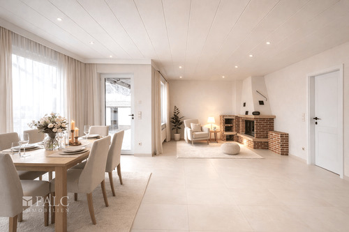 Esszimmer (virtuell eingerichtet) - 