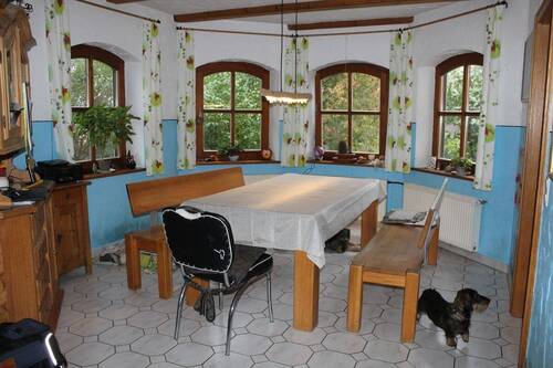 ... geht es zum Esszimmer ... - 