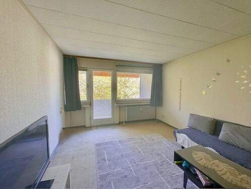 Wohnen mit Loggia - 3 Zimmer Etagenwohnung in Mönchengladbach