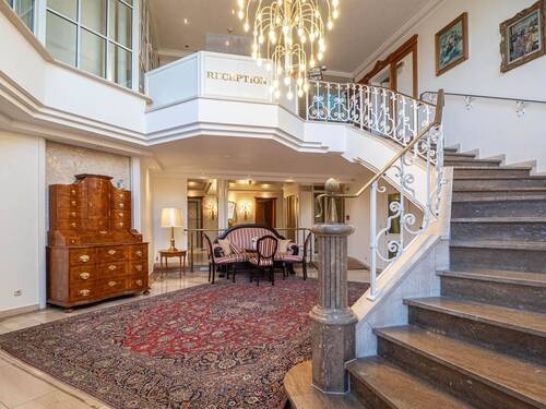 Foyer_UG - 