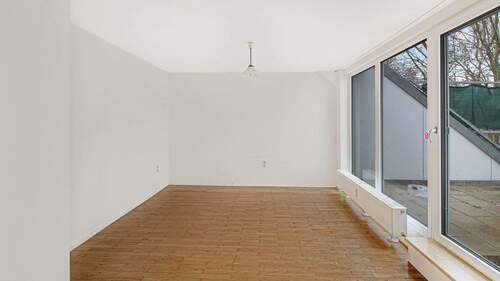 Wohnzimmer - 3 Zimmer Etagenwohnung zum Kaufen in Berlin