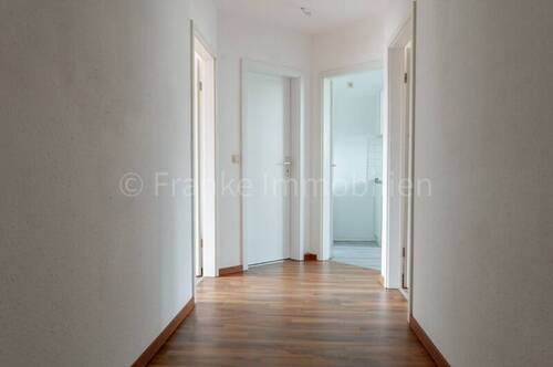 Flur Wohnung DG rechts - 