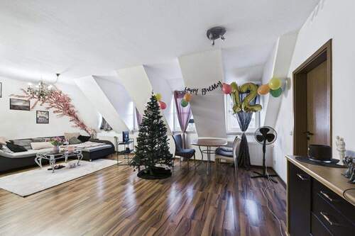 CAM03586G0-PR0072-STILL001 - 4 Zimmer Etagenwohnung zum Kaufen in Rüthen