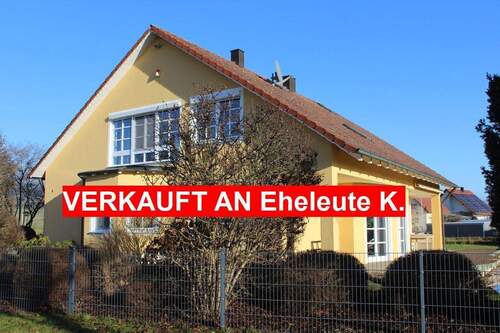 Titelbild - FÜR GEHOBENE ANSPRÜCHE:.......TRAUMHAUS IN UNVERBAUTER LAGE