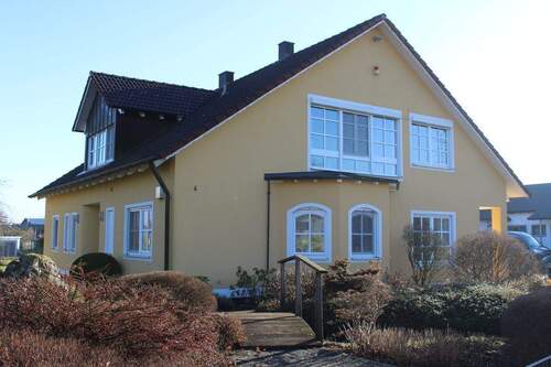 Ansicht Straßenseite - 6 Zimmer Einfamilienhaus in Mühlhausen