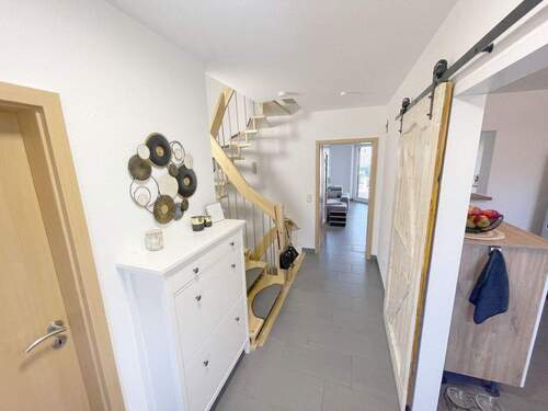 Flur EG - Reihenmittelhaus mit 123,00 m&sup2; in Konz zum Kaufen