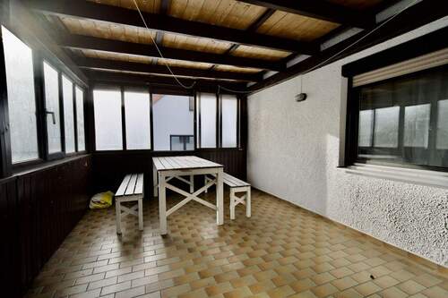 Terrasse - Einfamilienhaus mit 101,00 m&sup2; in Landshut zum Kaufen