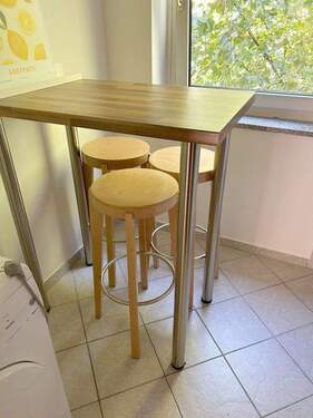 ... mit Sitzgelegenheit - 