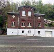 Denkmalgeschütztes Zweifamilienhaus mit großzügigem Garten, großer Terrasse und Garage zu verkaufen in Werdohl-Bärenstein