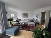OG - Wohnzimmer - Ihr neues Zuhause: Traumhafte Maisonette-Wohnung in Dietzenbach-Steinberg