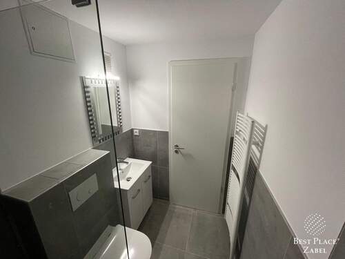 Badezimmer - 2 Zimmer Etagenwohnung in München