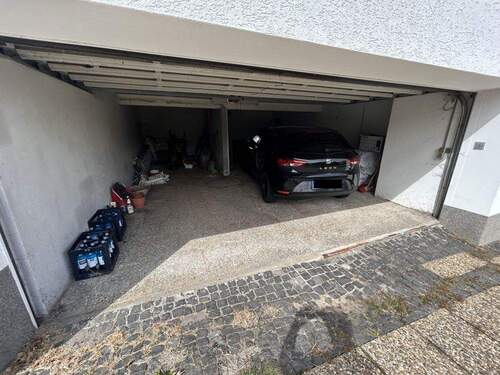 Garage - 