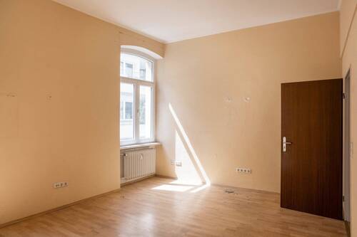 Wohnung nicht modernisiert - Mehrfamilienhaus, Wohnhaus in Bonn zum Kaufen