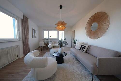 Wohnzimmer - 3 Zimmer Etagenwohnung zum Kaufen in Schweinfurt