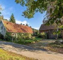 Sanierungsbedürftiges Einfamilienhaus, mit großzügigem Grundstück, zu verkaufen - Trausnitz Reisach