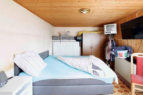 Schlafzimmer EG - 