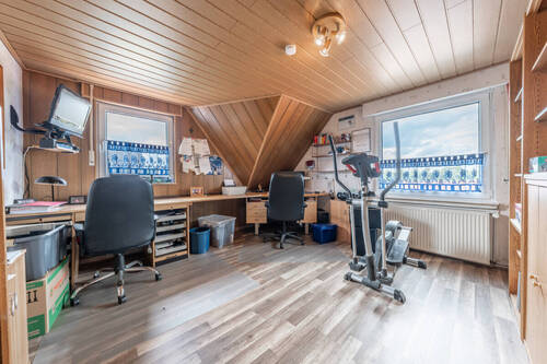 Schlaf- oder Arbeitszimmer - 