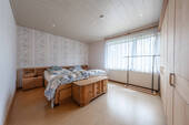 Schlafzimmer im Erdgeschoss - 