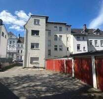 8-Familienhaus mit 7 Garagen + Doppelgarage mit Mietsteigerungspotential in Lüdenscheid...Nähe Neubaugebiet („Wiesenstraße“)…