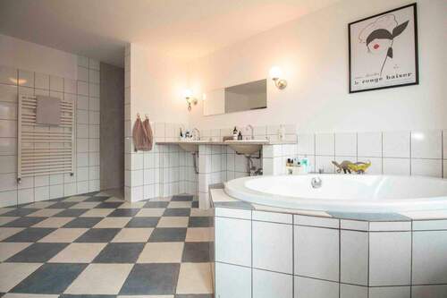 Badezimmer EG - 