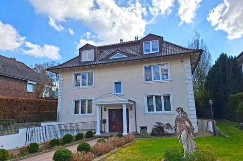 Bild 1 - Ein Muss für die Generation 50plus ist diese Dachgeschosswohnung im 4 Parteien-Haus