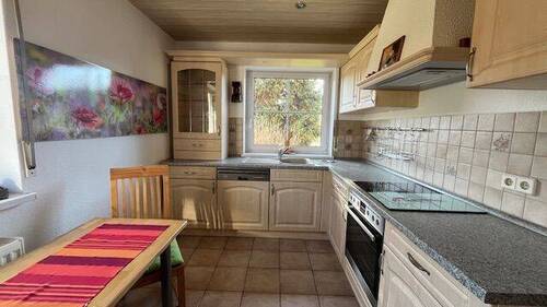 Einbauküche.jpeg - 6 Zimmer Einfamilienhaus in Rositz