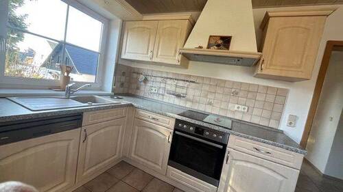 Küche.jpeg - Einfamilienhaus mit 139,00 m&sup2; in Rositz zur Miete