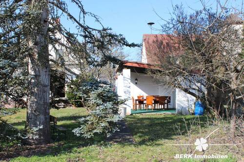 Überdachter Freisitz - 7 Zimmer Einfamilienhaus in Erlenbach am Main