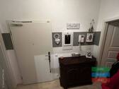 Flur mit Kommode - 