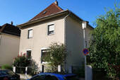 Bild1 - Zentral, ruhig und grün - Wohnhaus mit Garten und Garage in der Coburger Blumenstraße