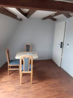 Wohnzimmer - 3 Zimmer Etagenwohnung zur Miete in Bremen