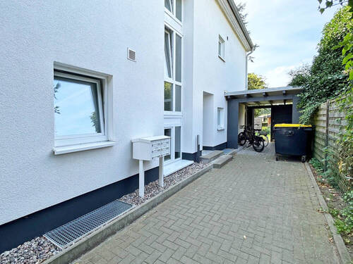 Eingangsbereich Haus - 2 Zimmer Etagenwohnung in Bargteheide