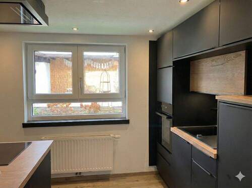 EG: Küche - Fenster zum Garten - 